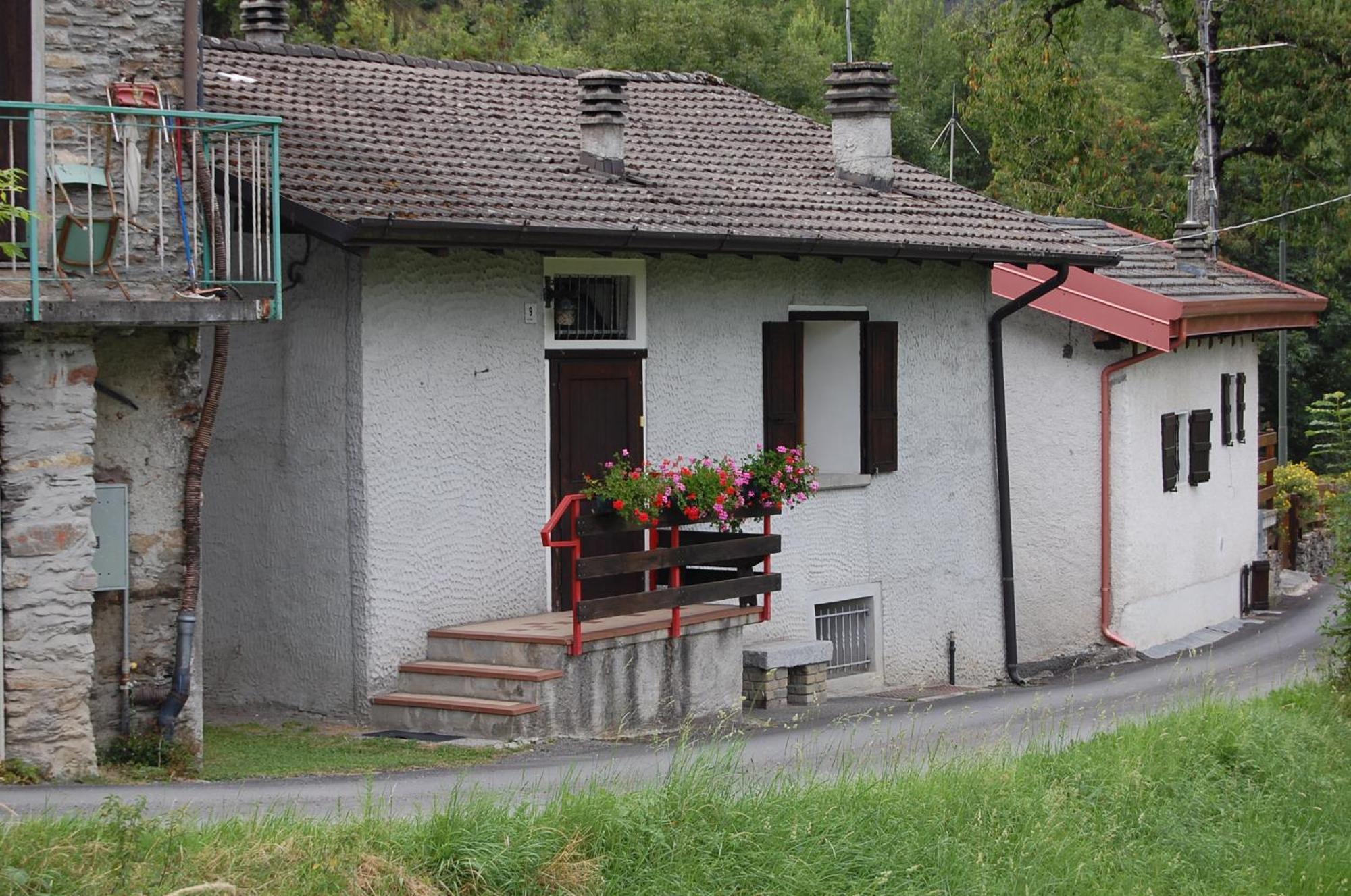 Villa Casa Valentino Corteno Golgi Exterior foto